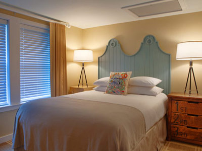 soundings-seaside-resort-bedroom